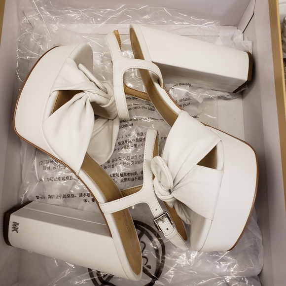 Michael Kors Pippa Platform Sandals - Picture 1 of 4